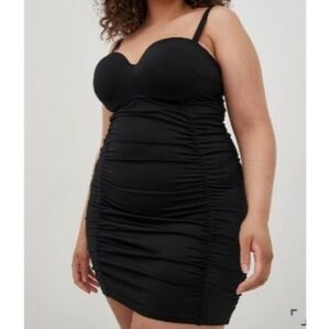 New!Torrid Underwire Ruched Retro Mid-Length Swim Dress - Black Size 1X D/DD